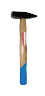 Молоток 600гр  квадр. боек, дерев. ручка /шт12-36